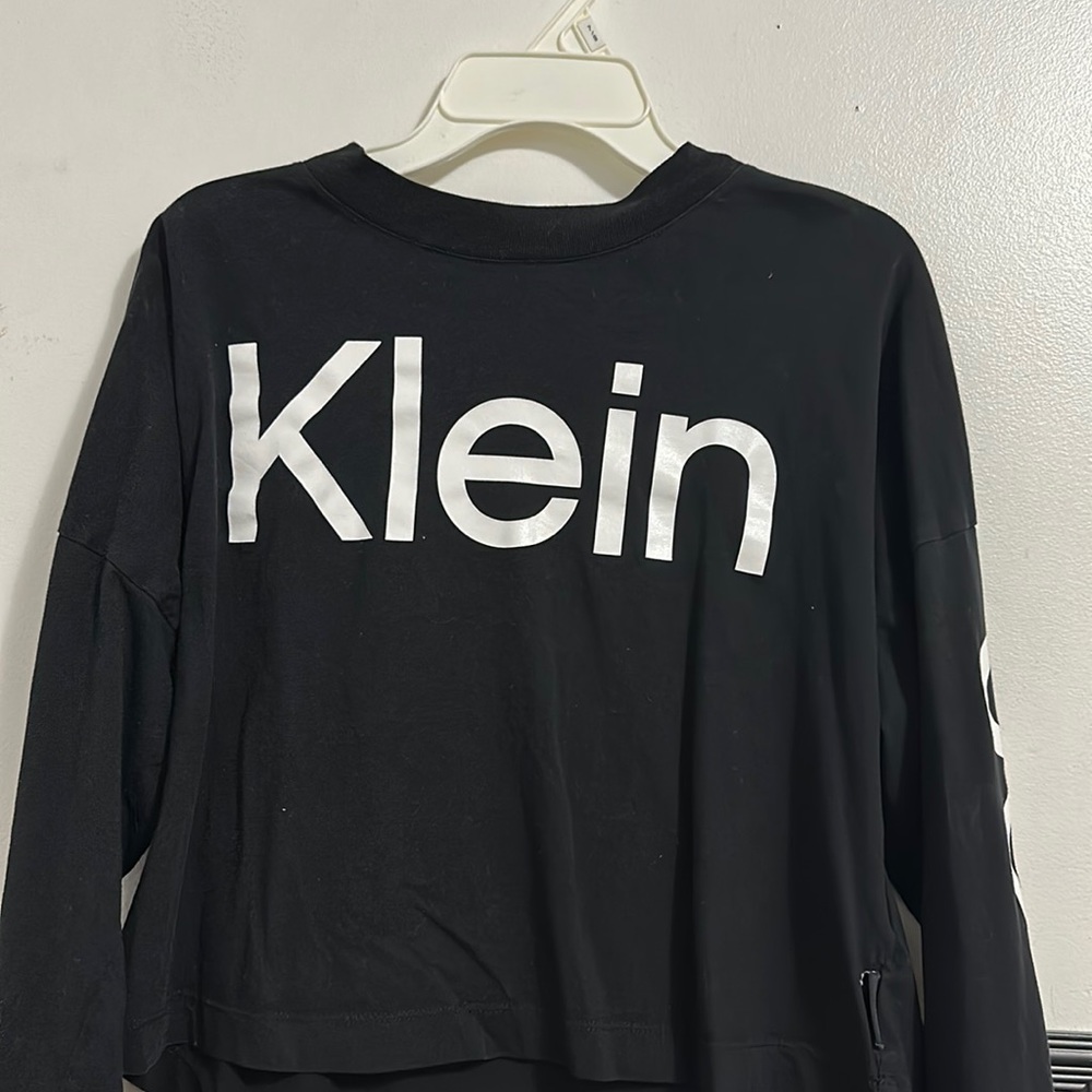 Worn at least 3-5 times size L